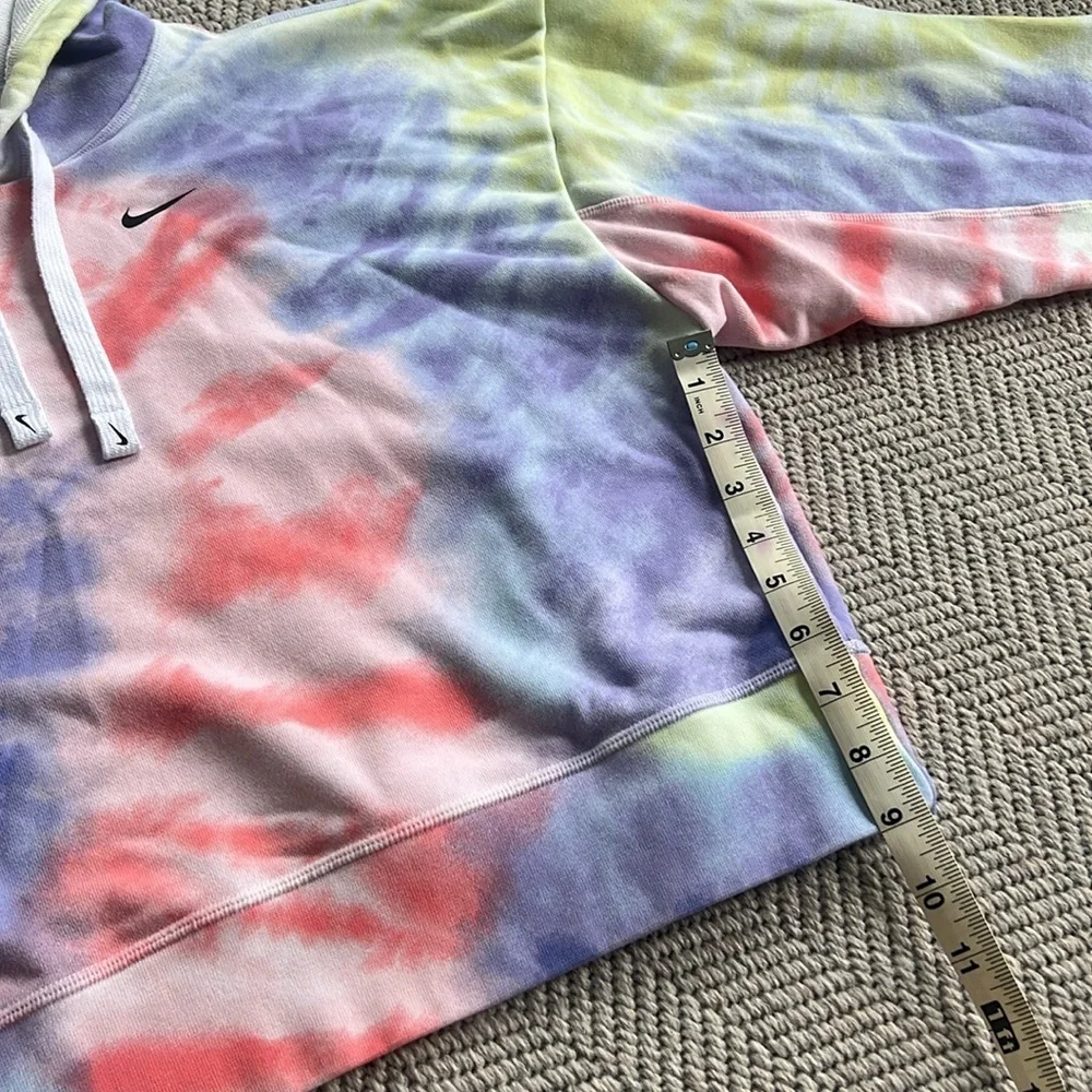 Nike crop tie die hoodie
